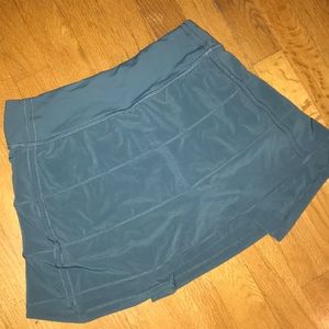 Pace rival lululemon skirt 2 TALL